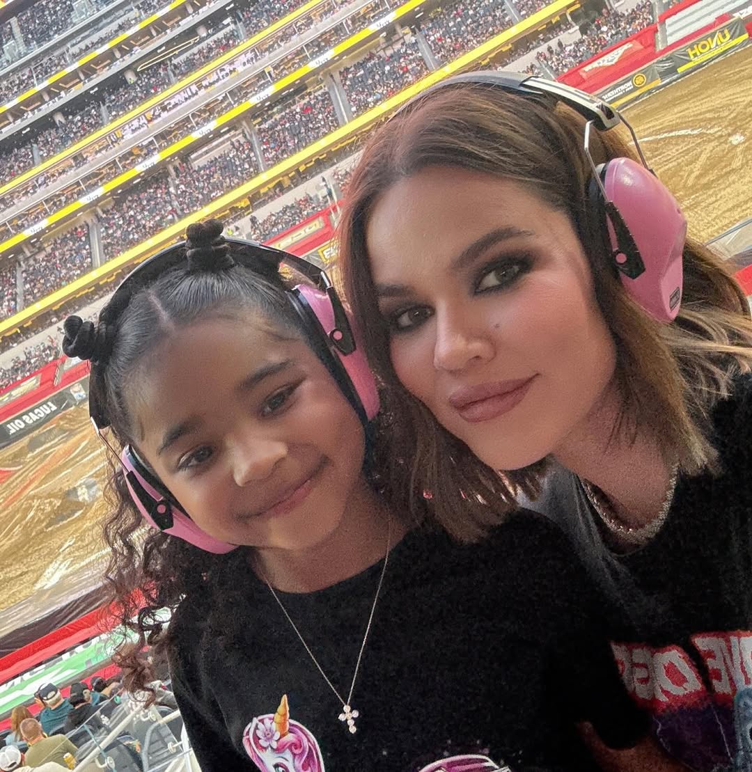 Access_Kardashian_10.jpg