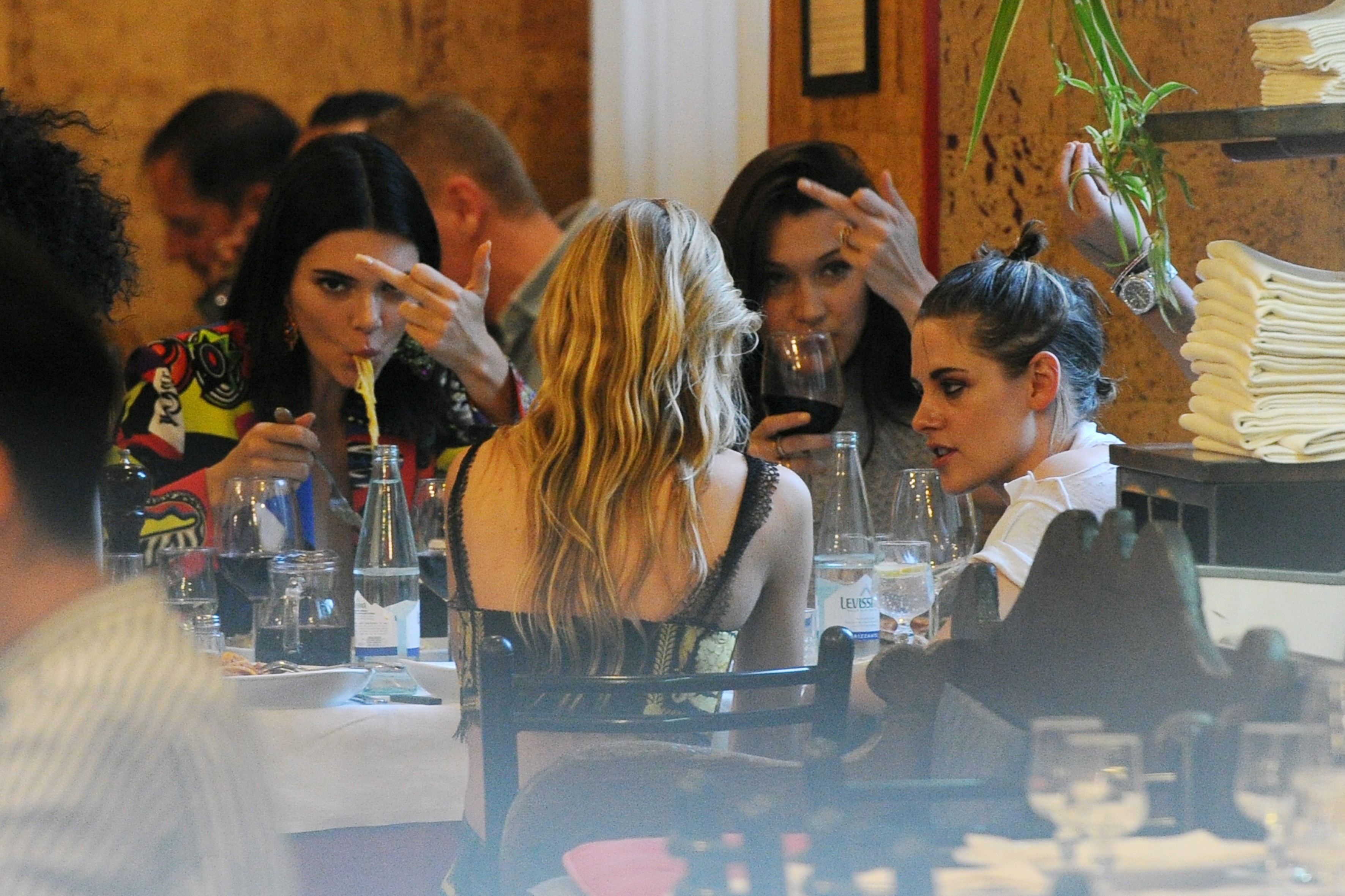 Access_Kardashian_15.jpg