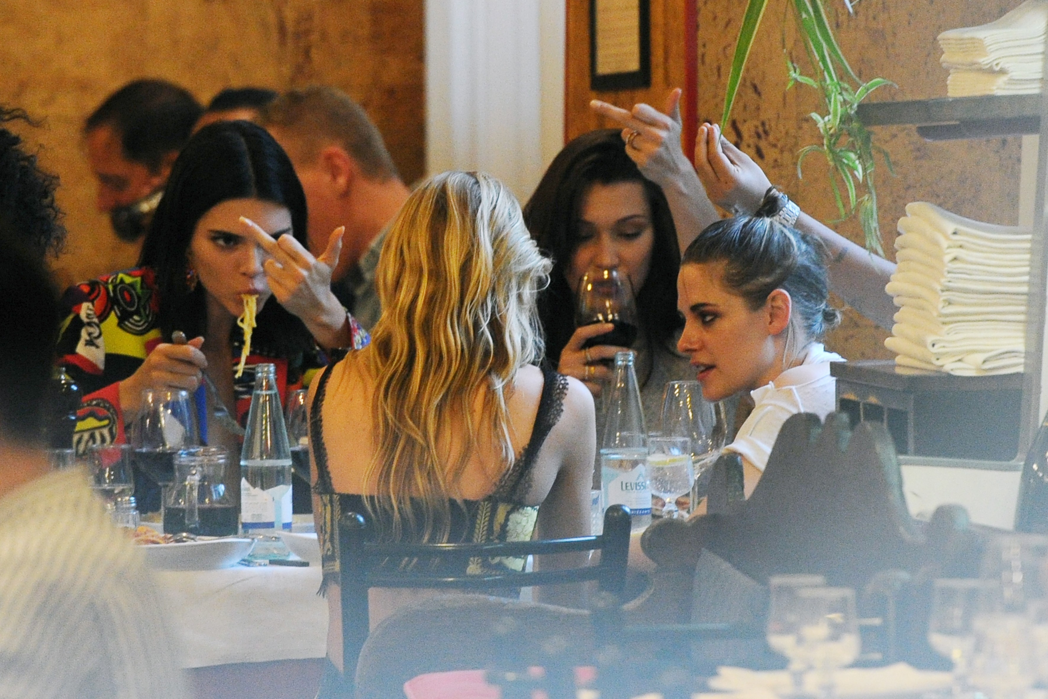 Access_Kardashian_5.jpg