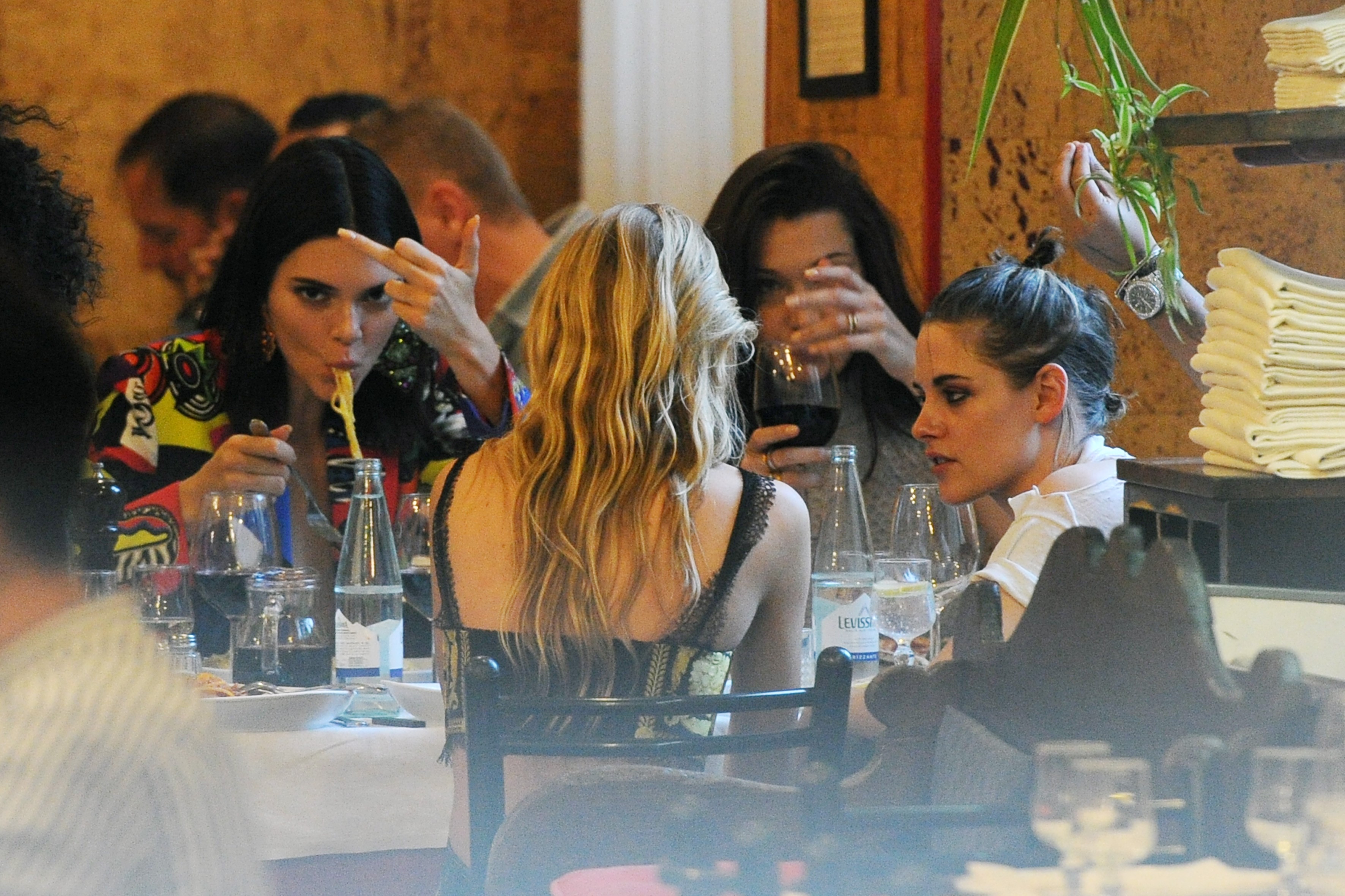 Access_Kardashian_6.jpg