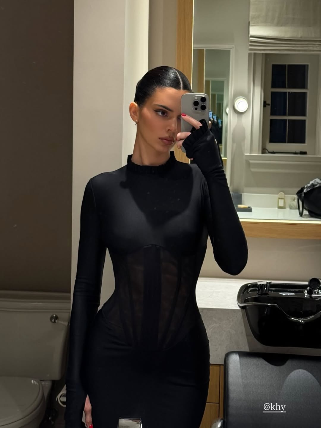 Access_Kardashian_13.jpg