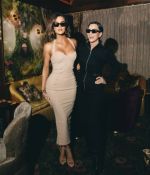 Access_Kardashian_3~0.jpg