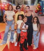 Access_Kardashian_5.jpg