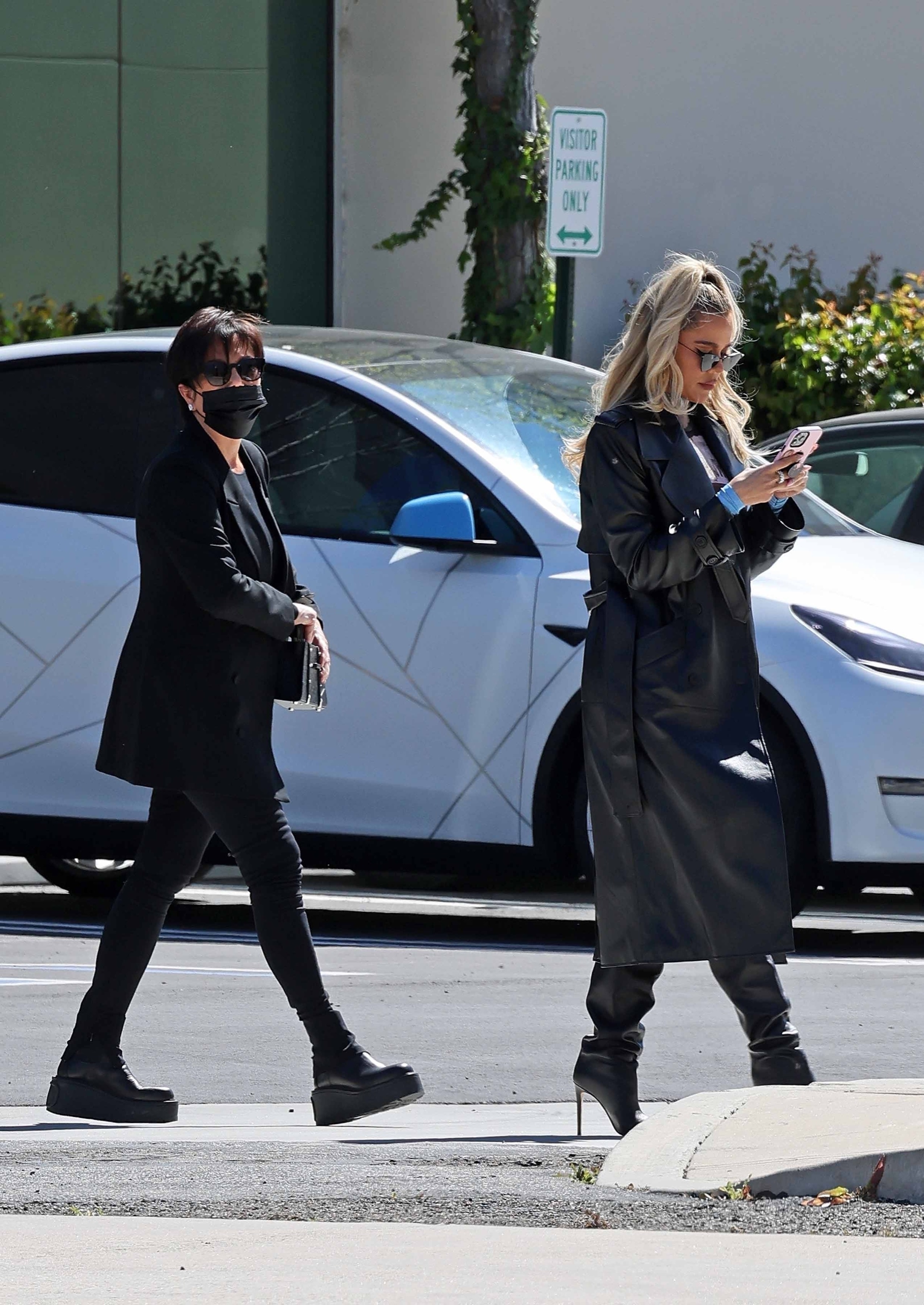 Access_Kardashian_2.jpg