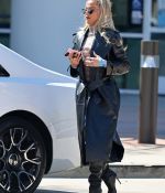 Access_Kardashian_44.jpg