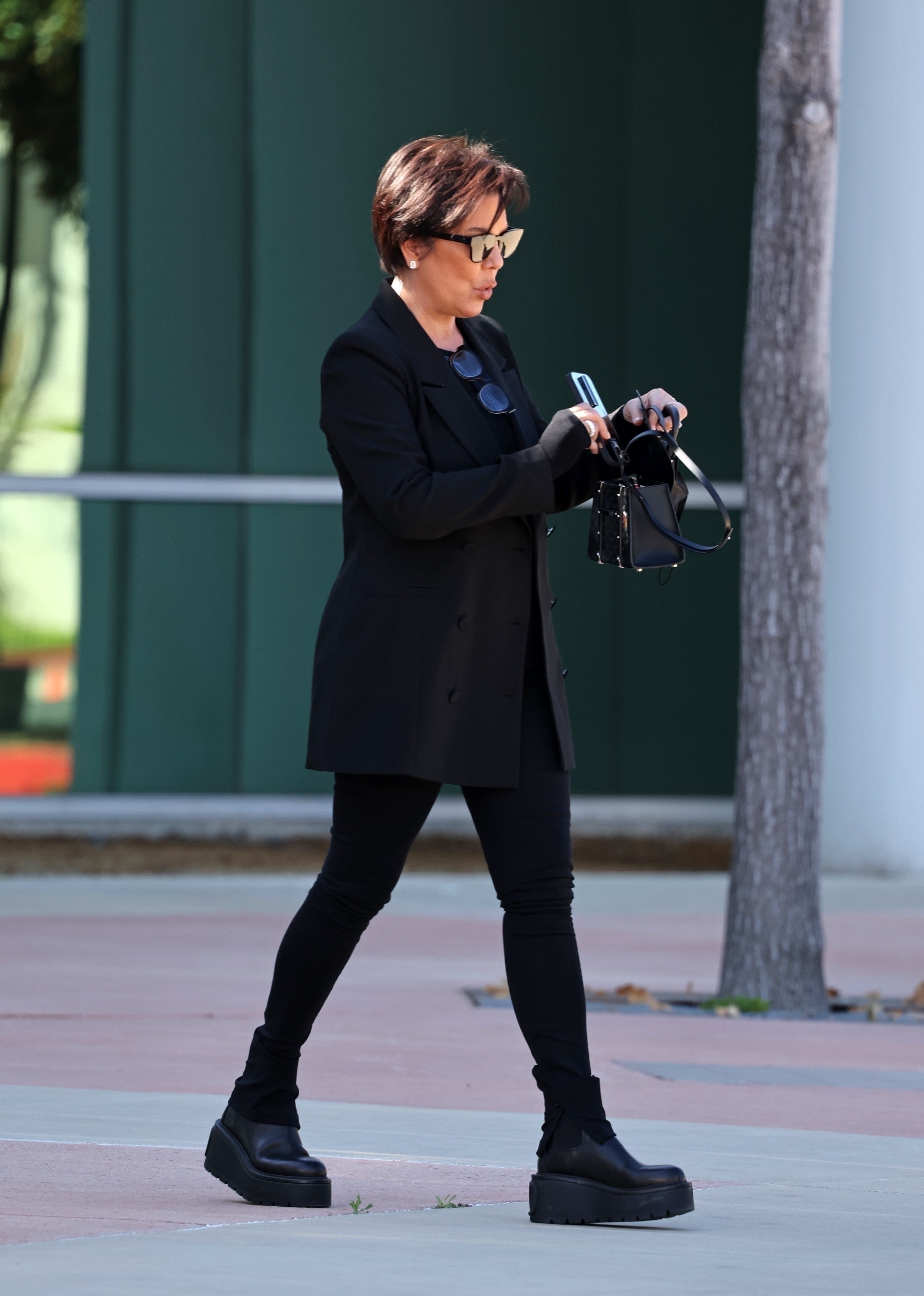 Access_Kardashian_42.jpg