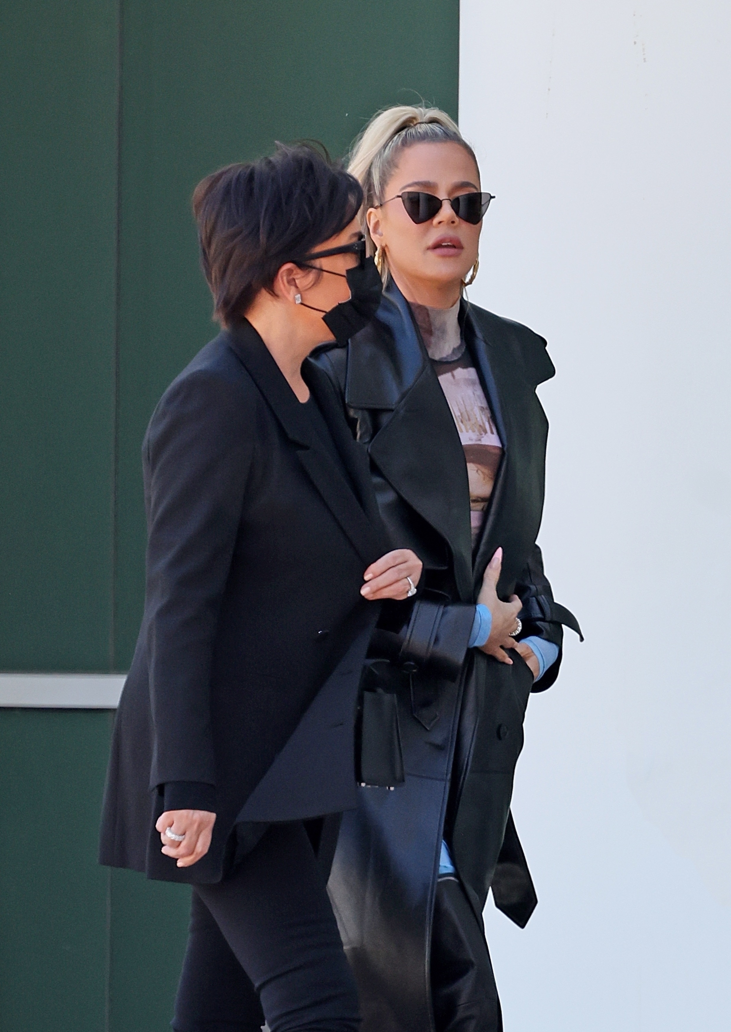 Access_Kardashian_50.jpg