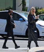 Access_Kardashian_2.jpg