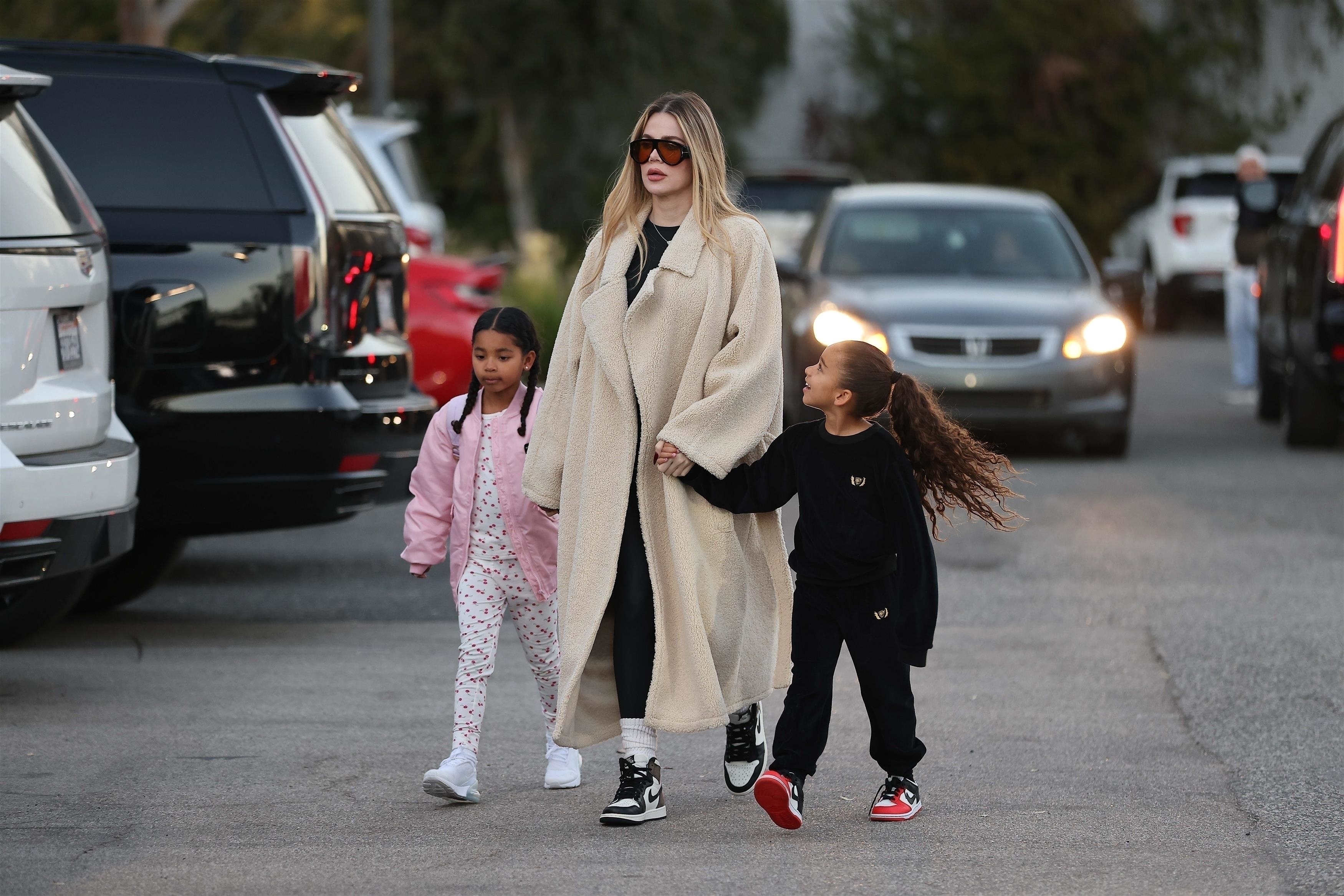 Access_Kardashian_100.jpg