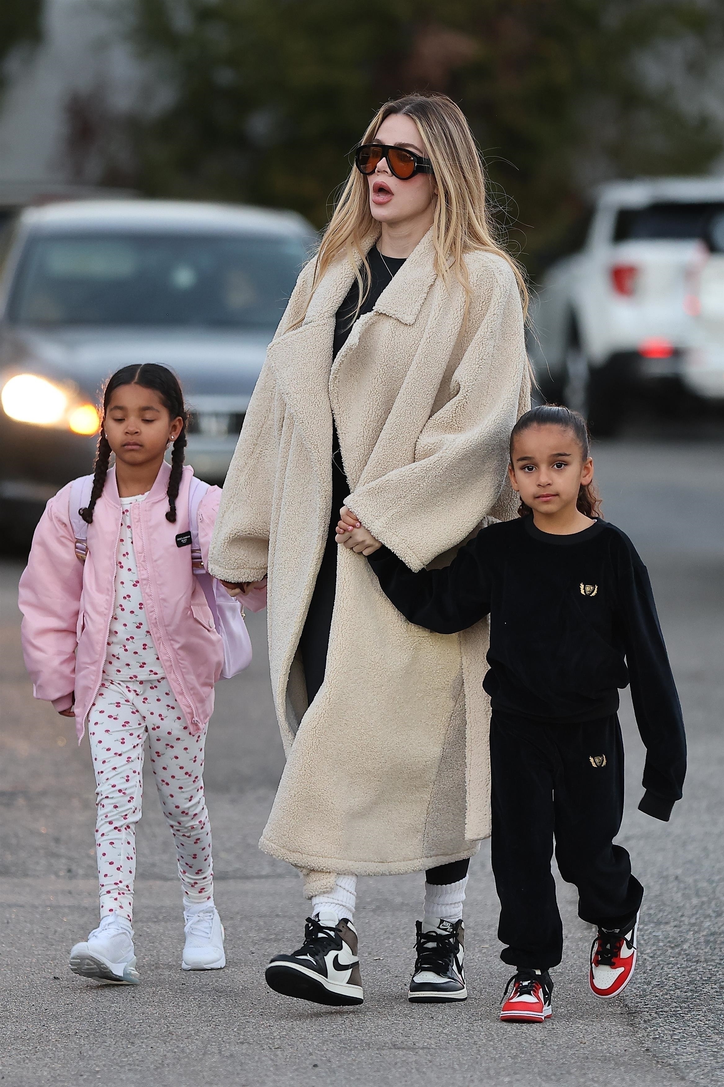 Access_Kardashian_80.jpg
