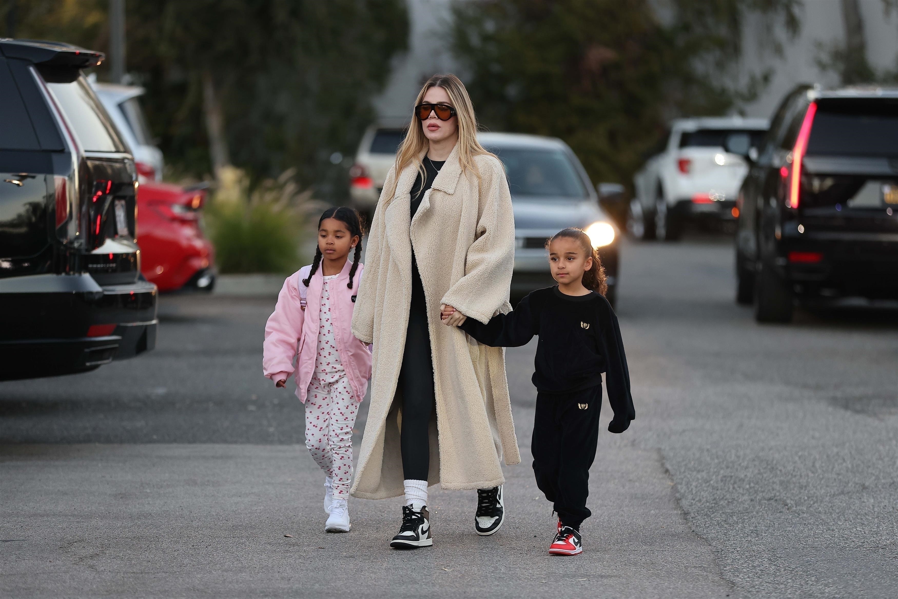 Access_Kardashian_91.jpg