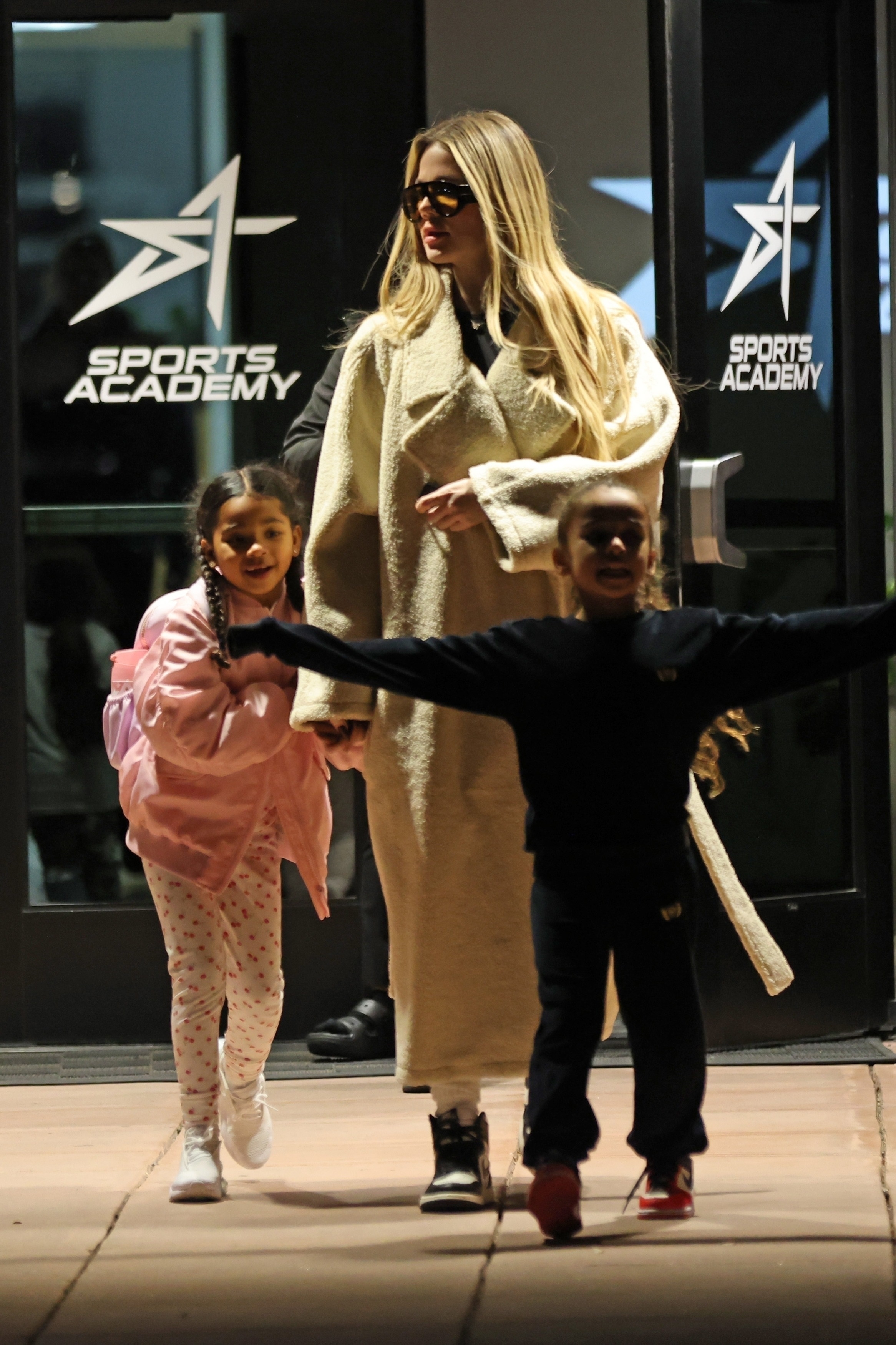 Access_Kardashian_19.jpg