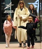 Access_Kardashian_12.jpg
