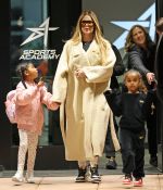 Access_Kardashian_5.jpg