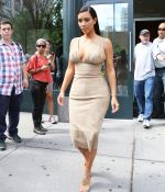Access_Kardashian_6.jpg