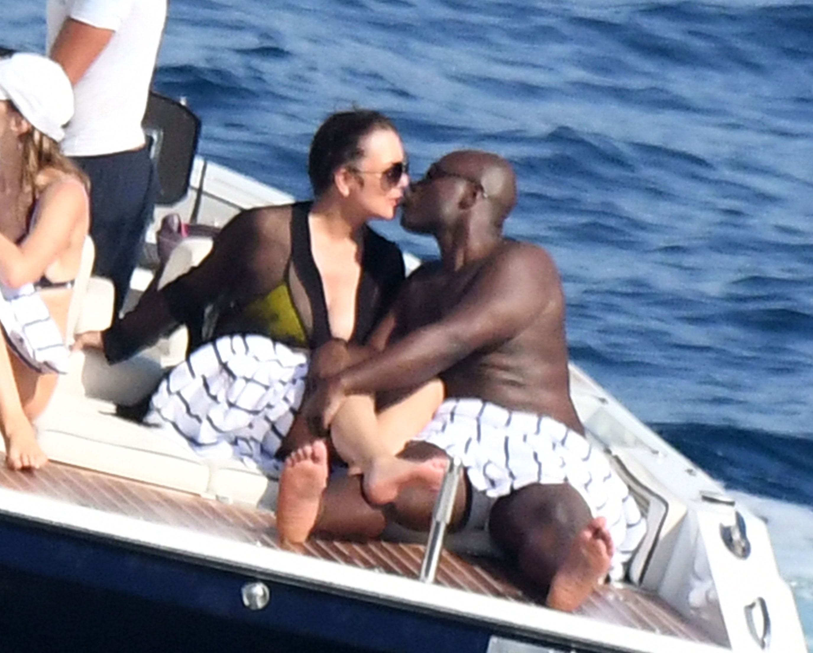 Access_Kardashian_2.jpg