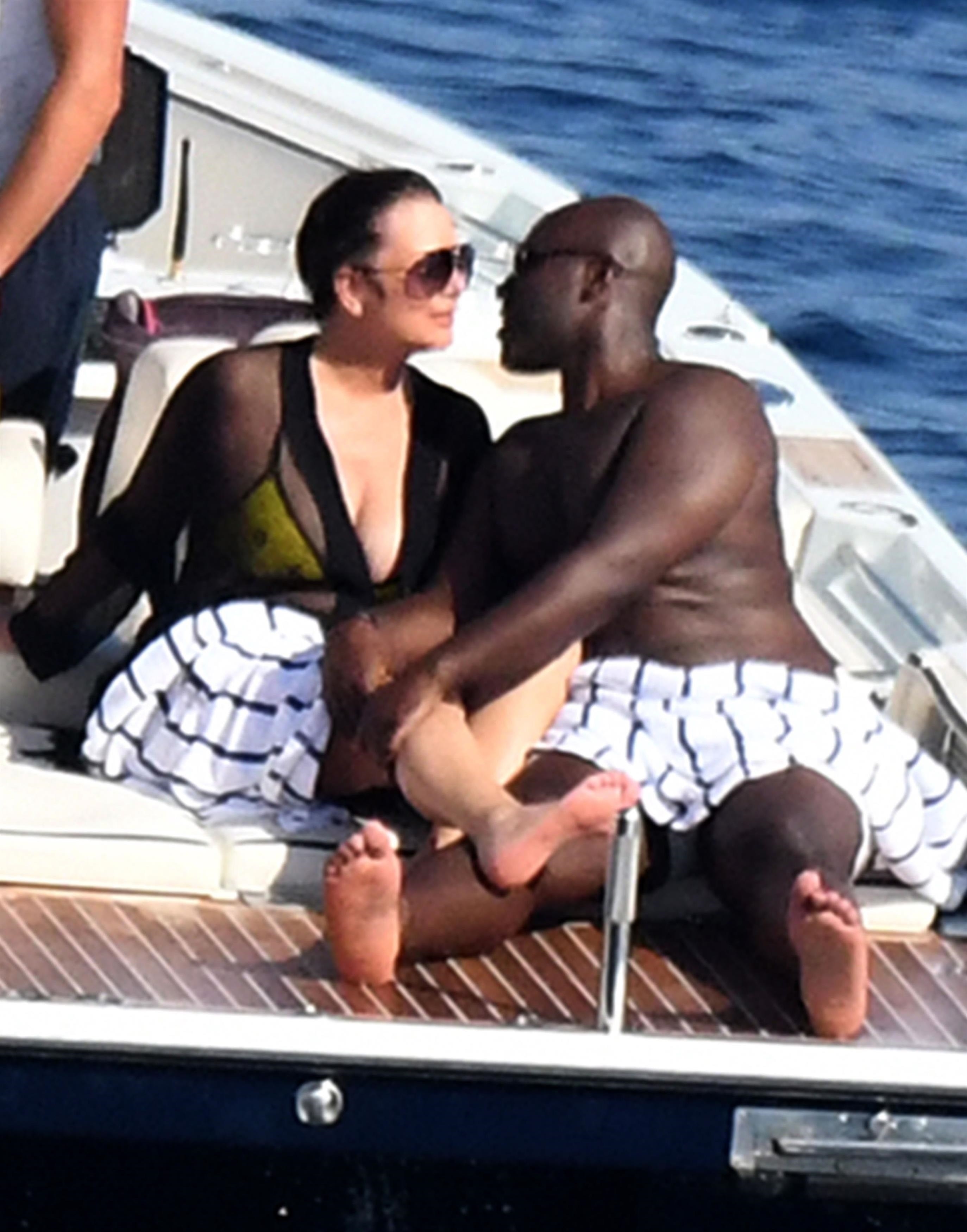Access_Kardashian_5.jpg