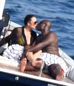 Access_Kardashian_2.jpg
