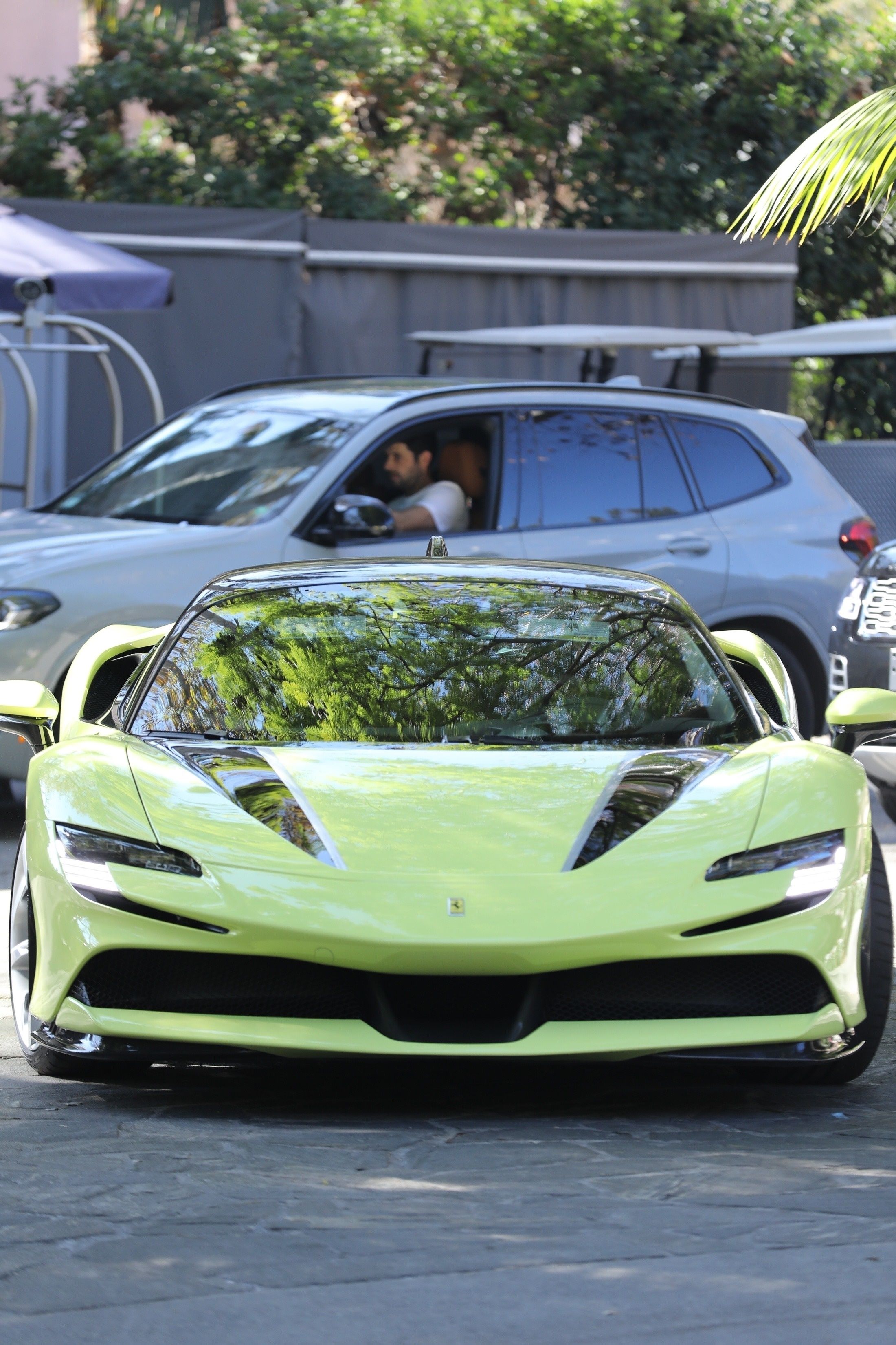 Access_Kardashian_001.jpg