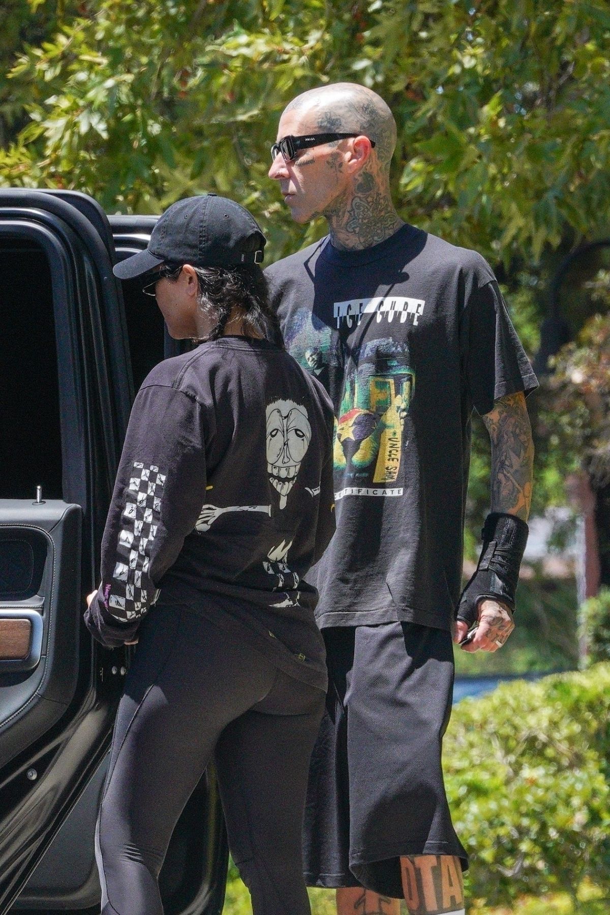 Access_Kardashian_002.jpg