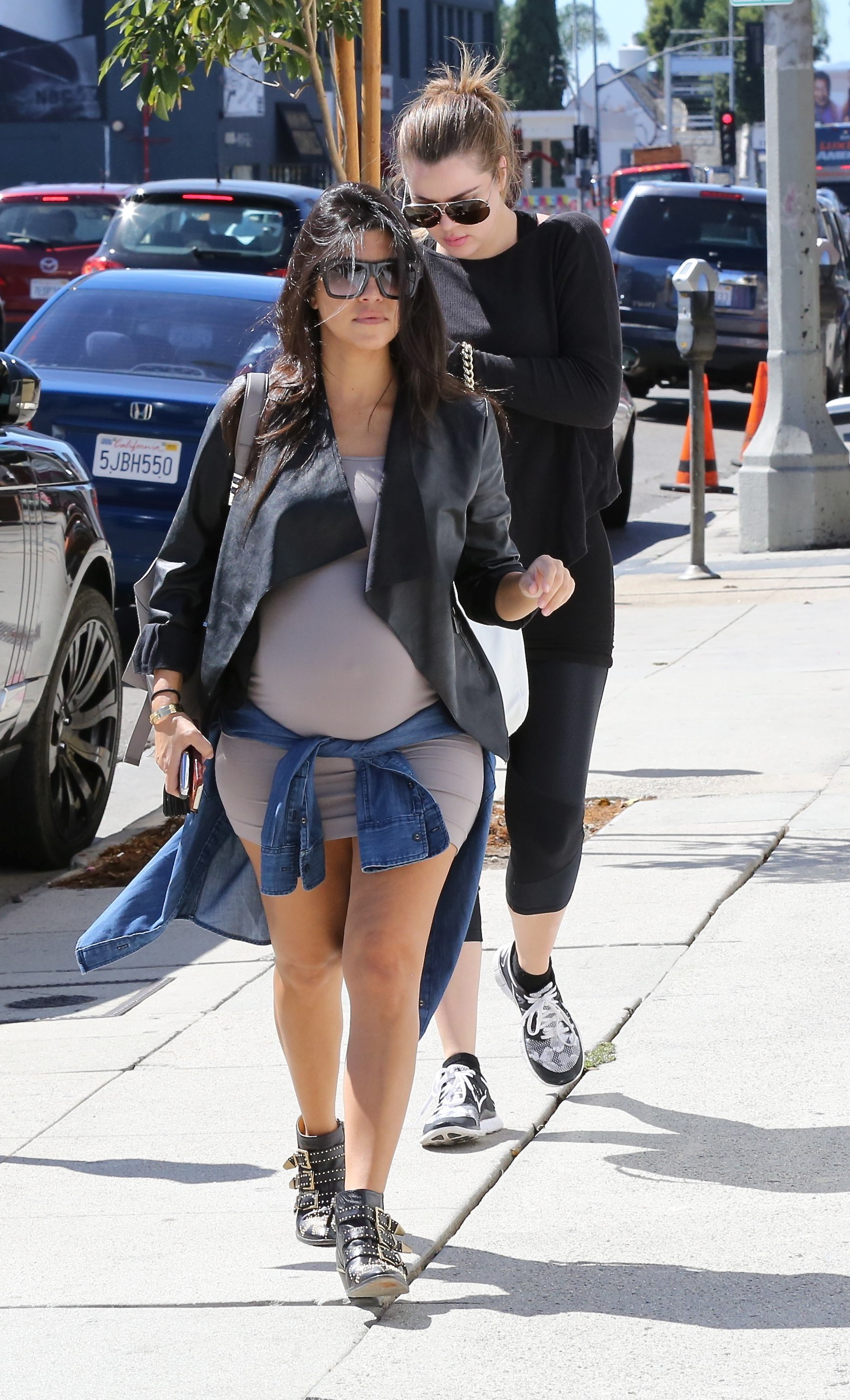 Access_Kardashian_7.jpeg