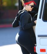 Access_Kardashian_24.jpg