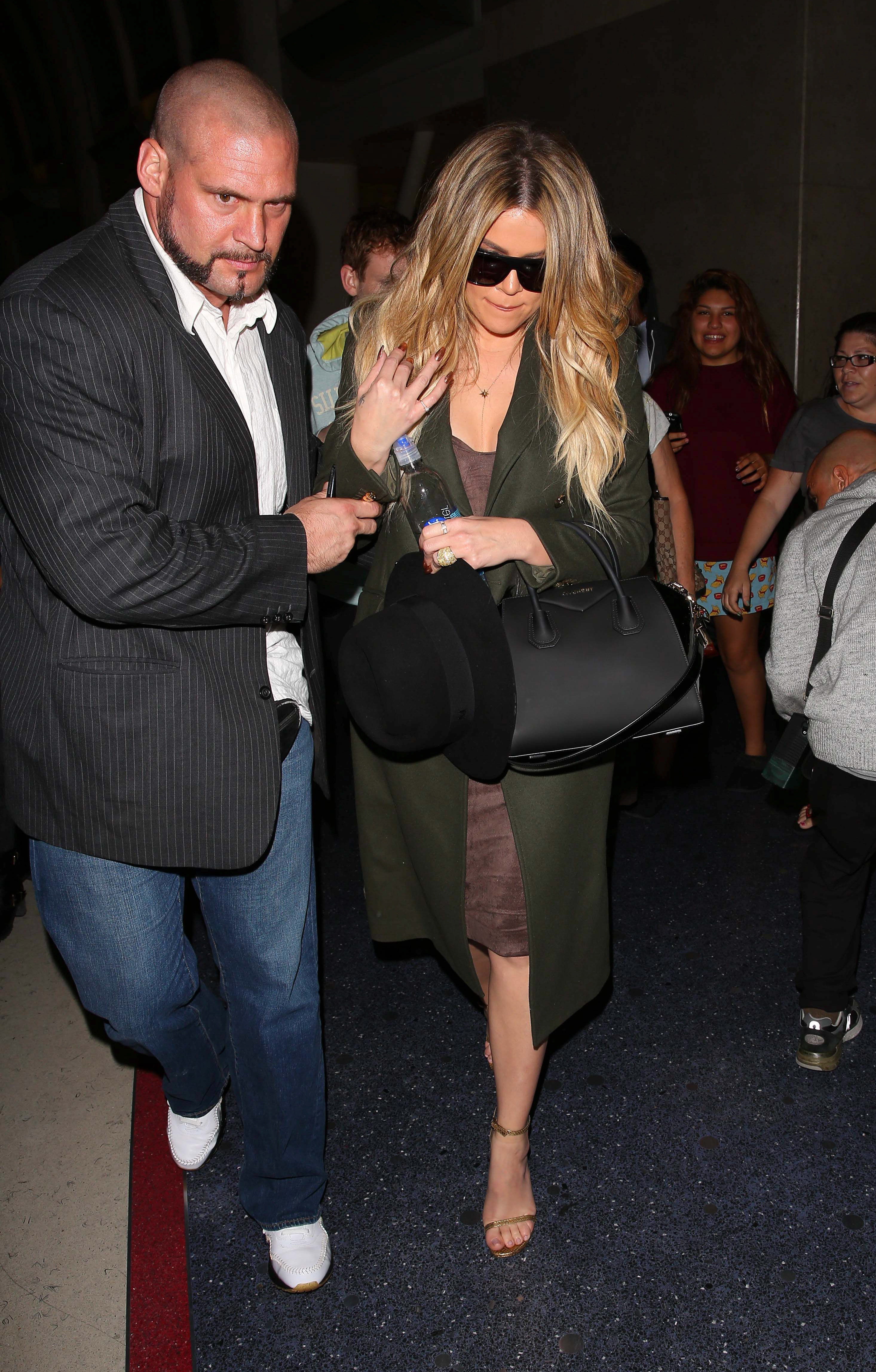 Access_Kardashian_5.jpg