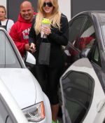 Access_Kardashian_3.jpg