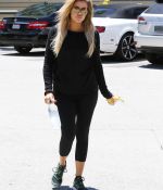 Access_Kardashian_17.jpg