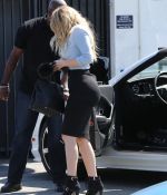 Access_Kardashian_8.jpg