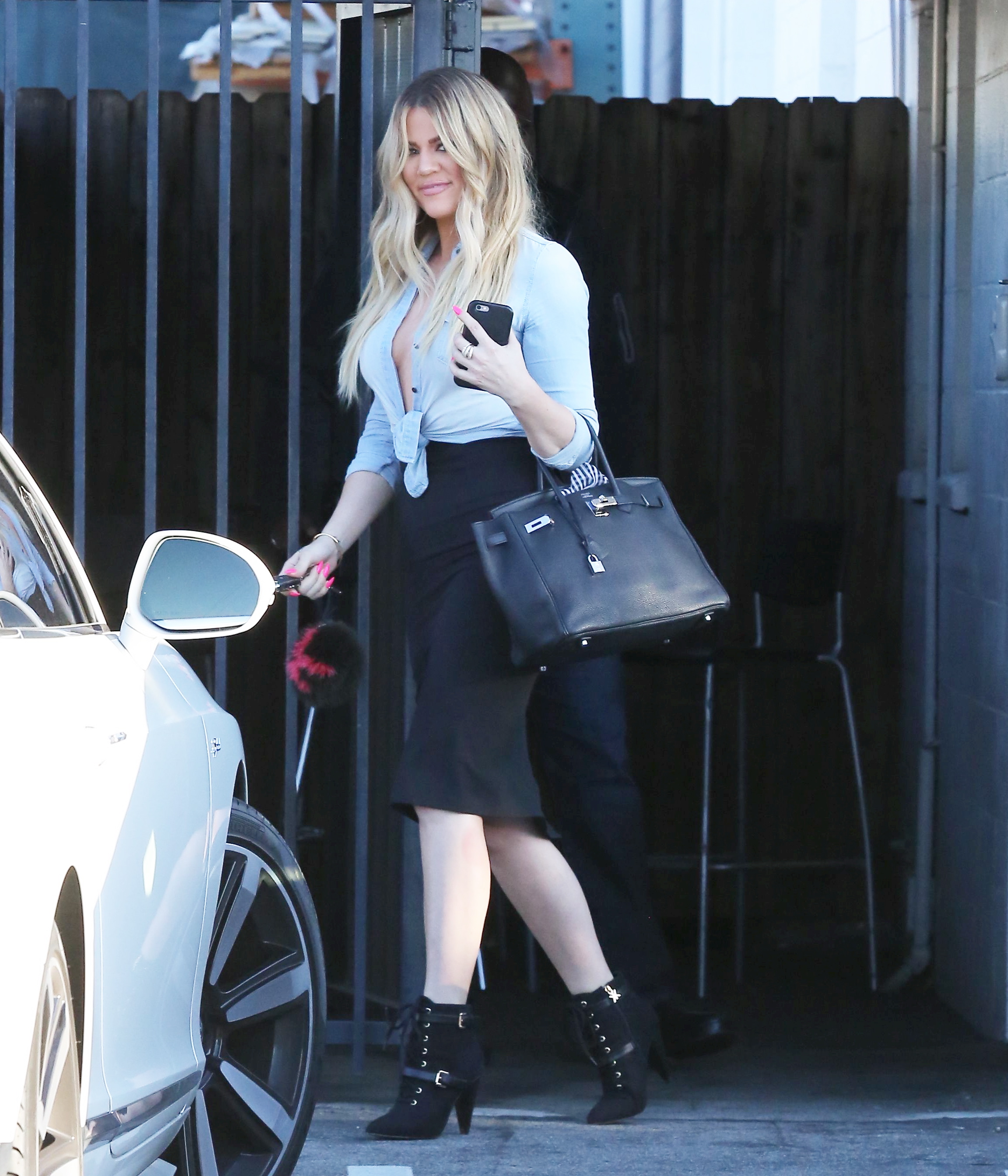 Access_Kardashian_4.jpg