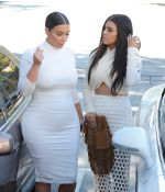 Access_Kardashian_1.jpg