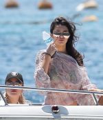 Access_Kardashian_28.jpg