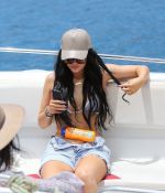 Access_Kardashian_42.jpg