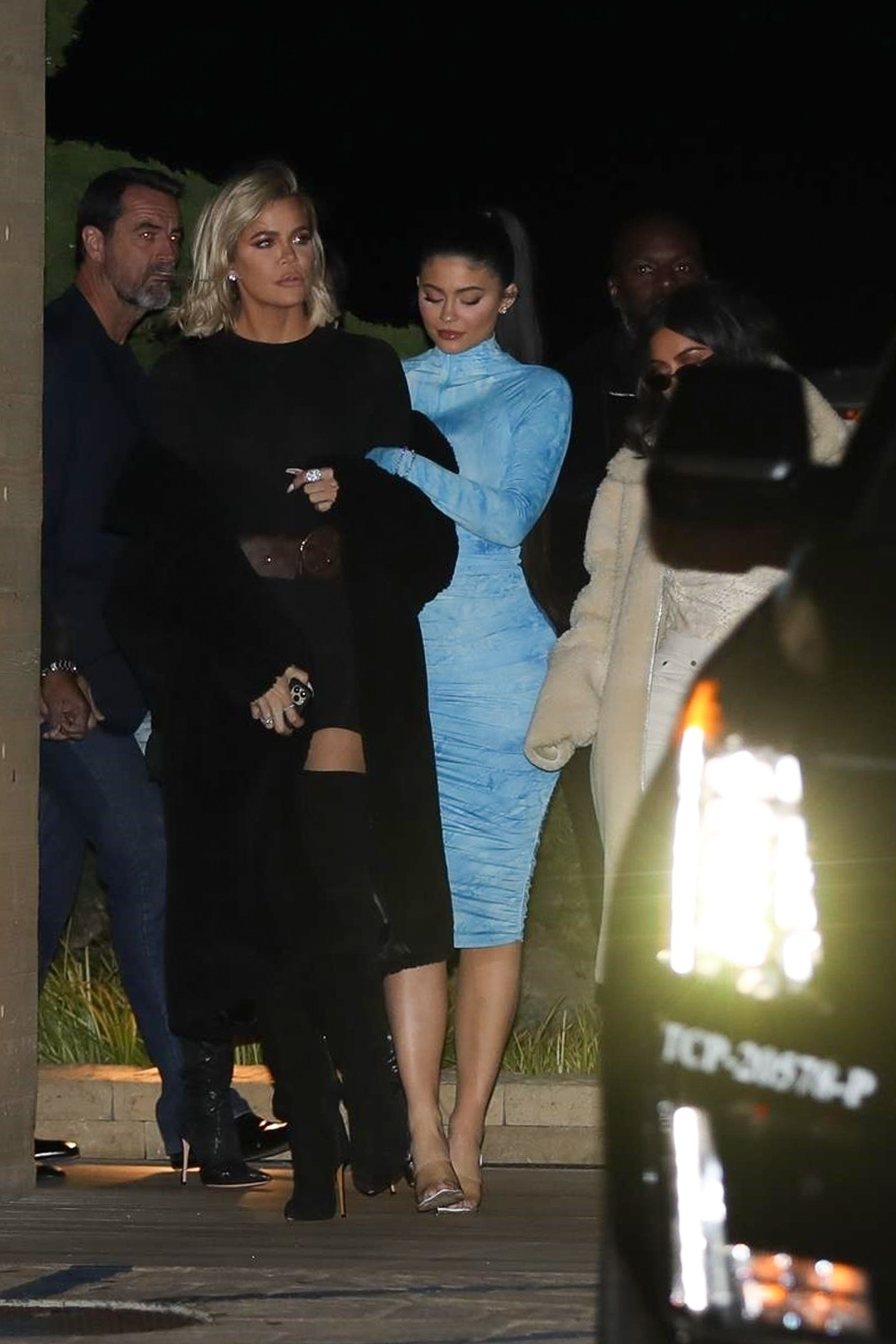 Access_Kardashian_003.jpg