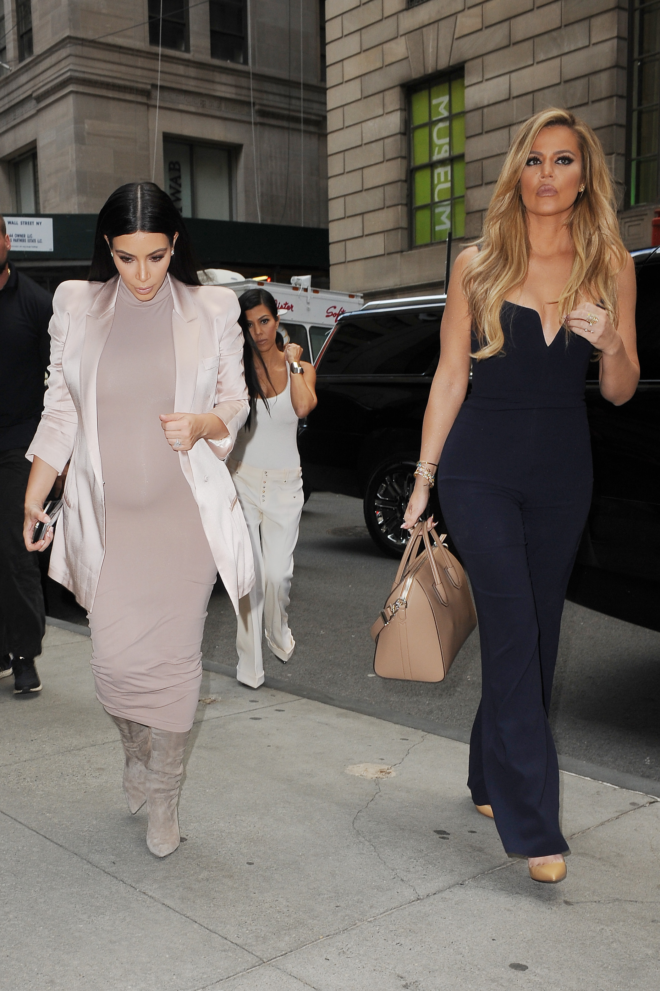 Access_Kardashian_19.jpg