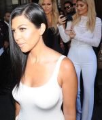 Access_Kardashian_4.jpg