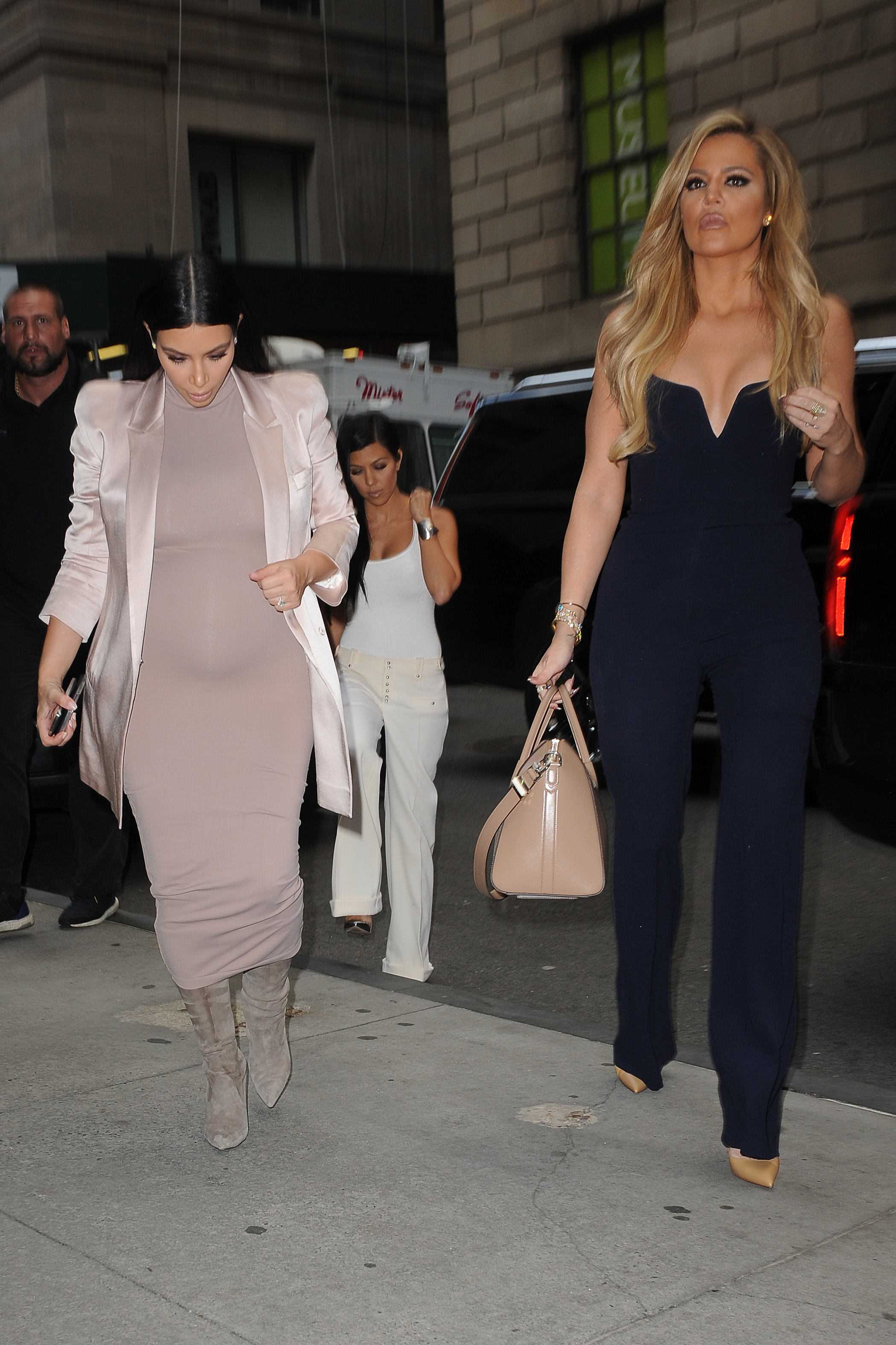 Access_Kardashian_11.jpg