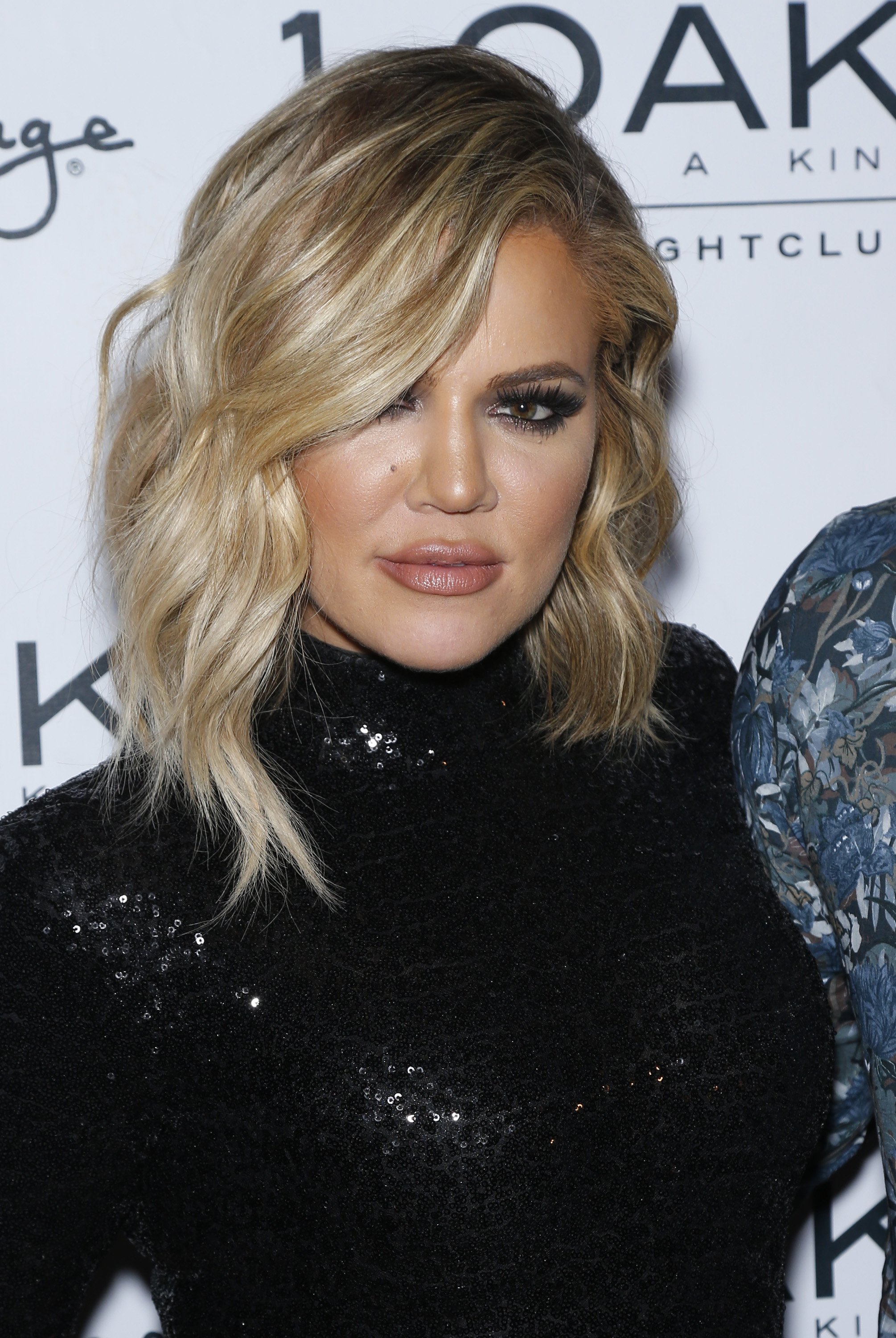 Access_Kardashian_6.jpg