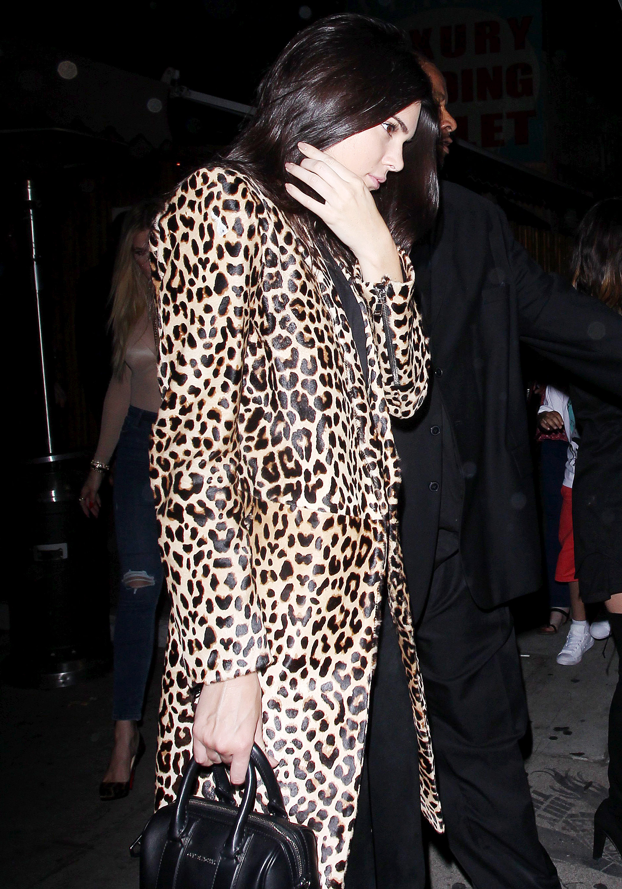 Access_Kardashian_3.jpeg