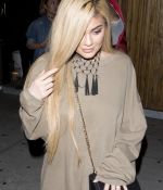 Access_Kardashian_19.jpg