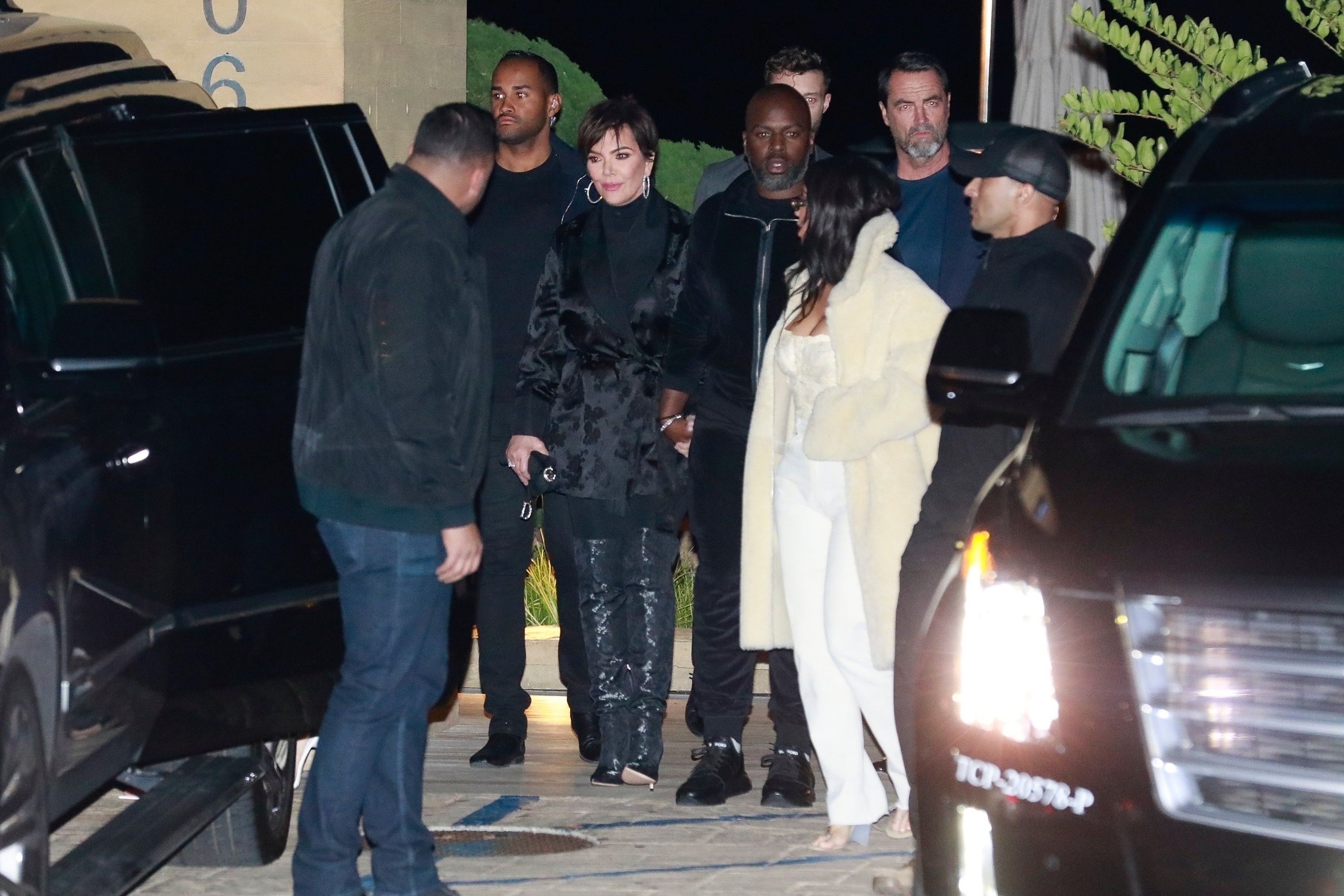 Access_Kardashian_005.jpg