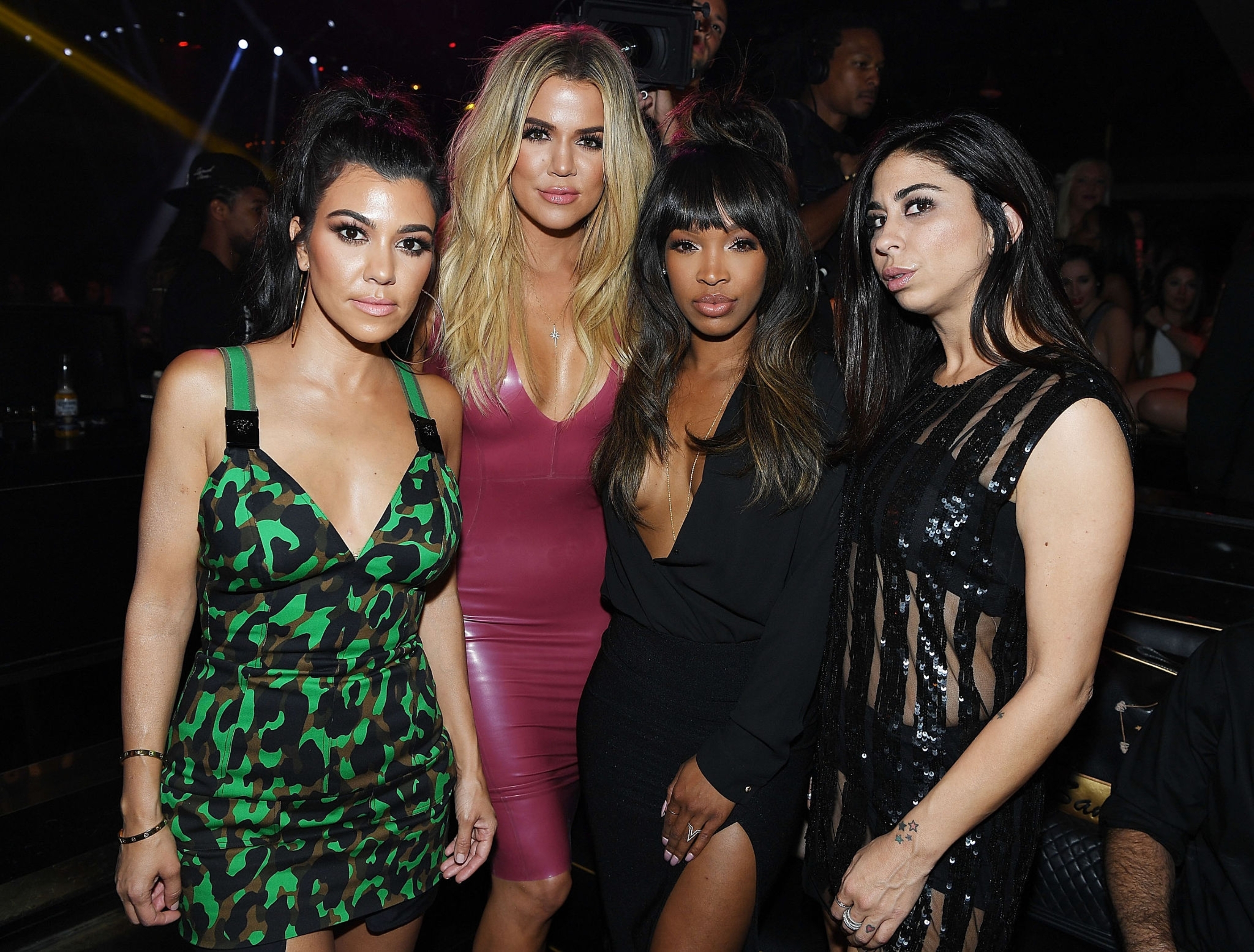 Access_Kardashian_3.jpg