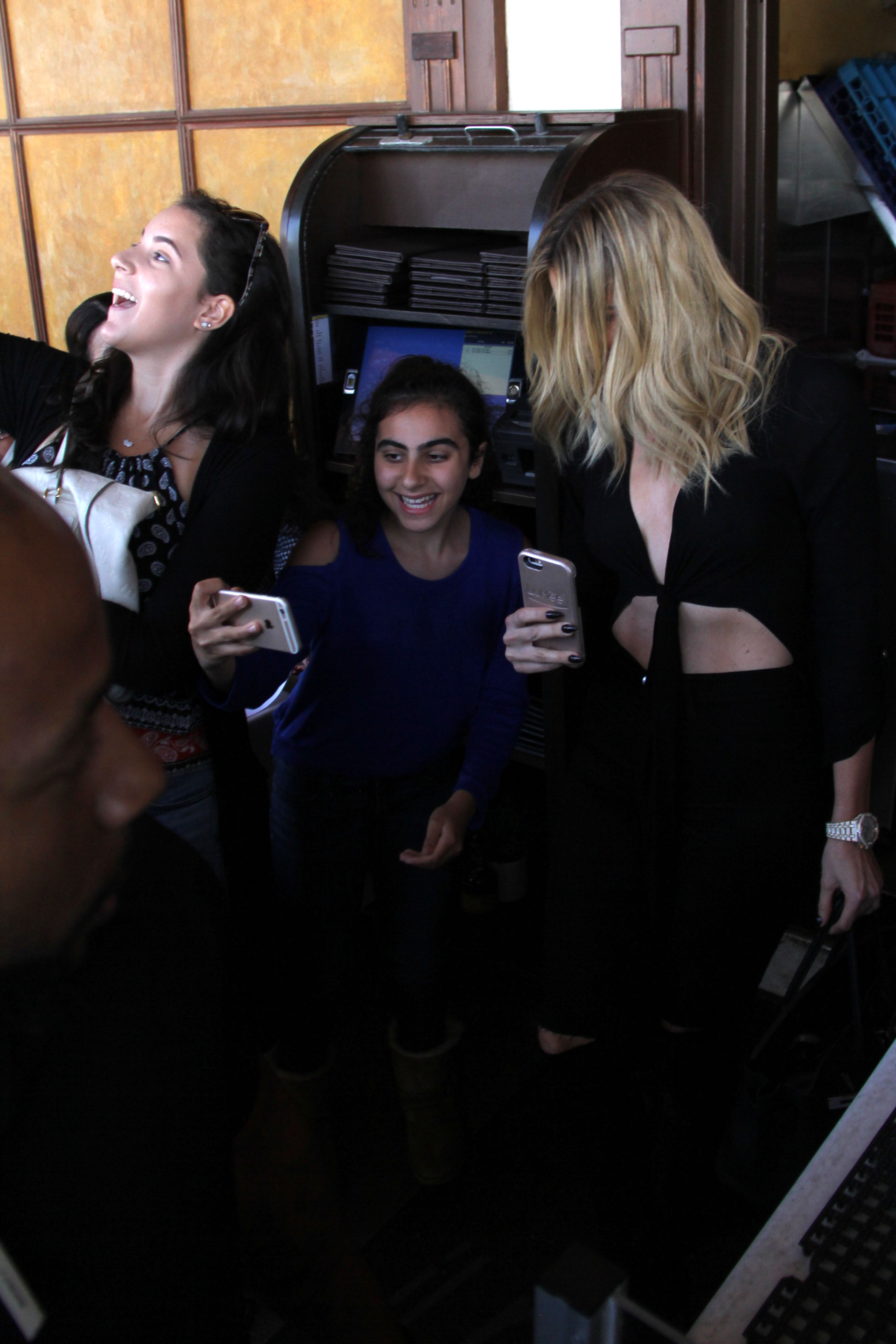 Access_Kardashian_66.jpg