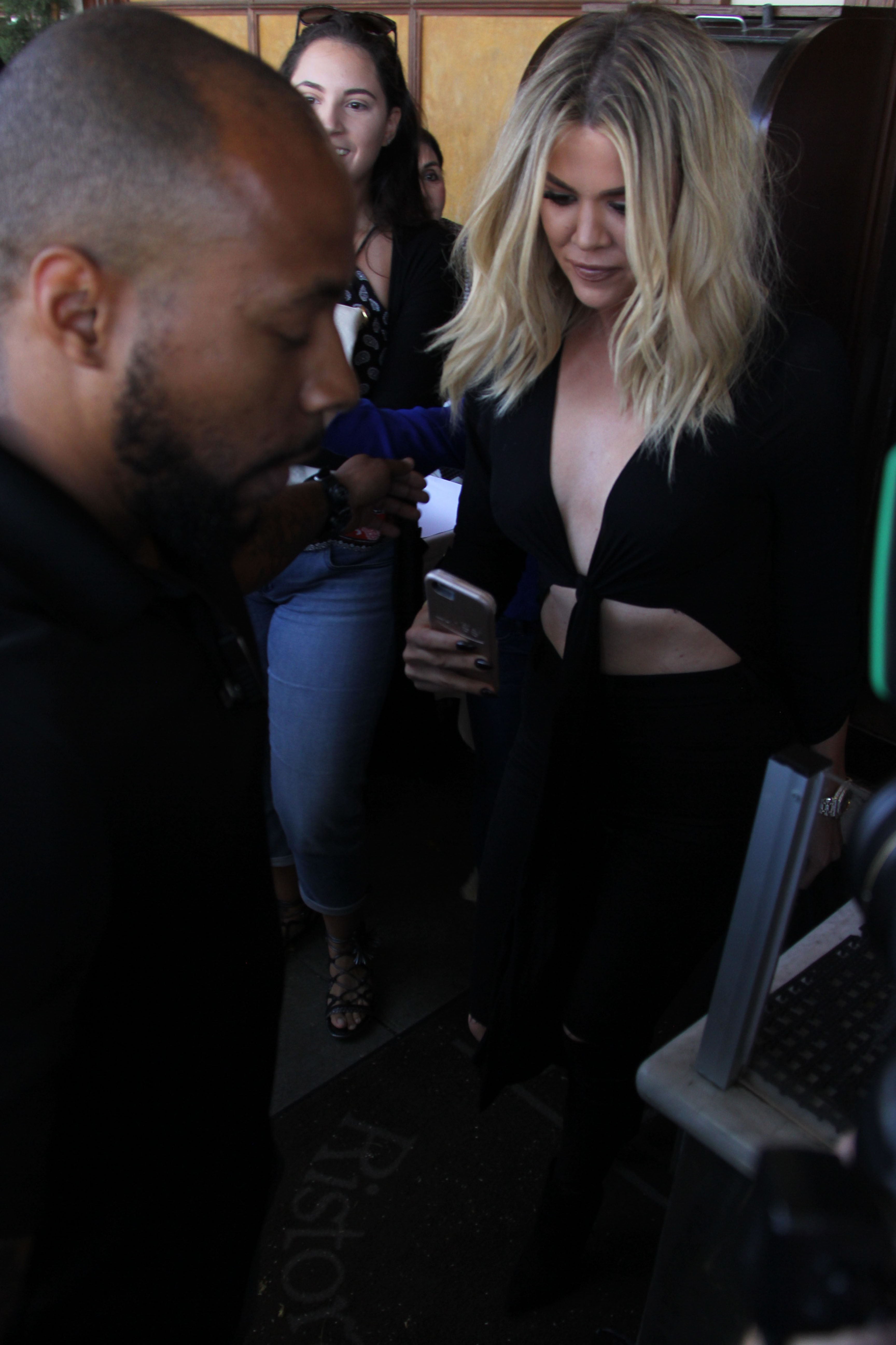 Access_Kardashian_44.jpg