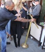 Access_Kardashian_14.jpg