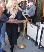 Access_Kardashian_16.jpg