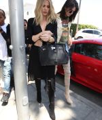 Access_Kardashian_12.jpg