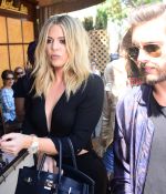 Access_Kardashian_90.jpg