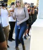 Filename=Access_Kardashian_25.jpg
Filesize=454KiB
Dimensions=1824x2736
Date added=08.06.25 Access_Kardashian_25.jpg